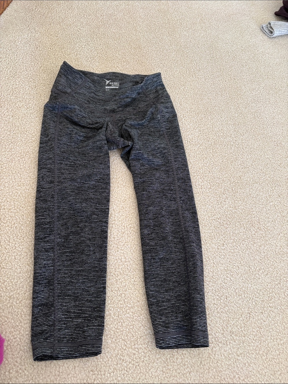 Women’s  Activewear Capri Leggings - Black Heather